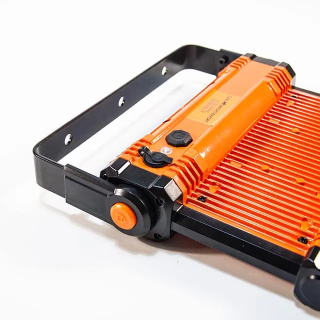 Svítilna pracovní halogenová COB LED | 30W, 230/12V