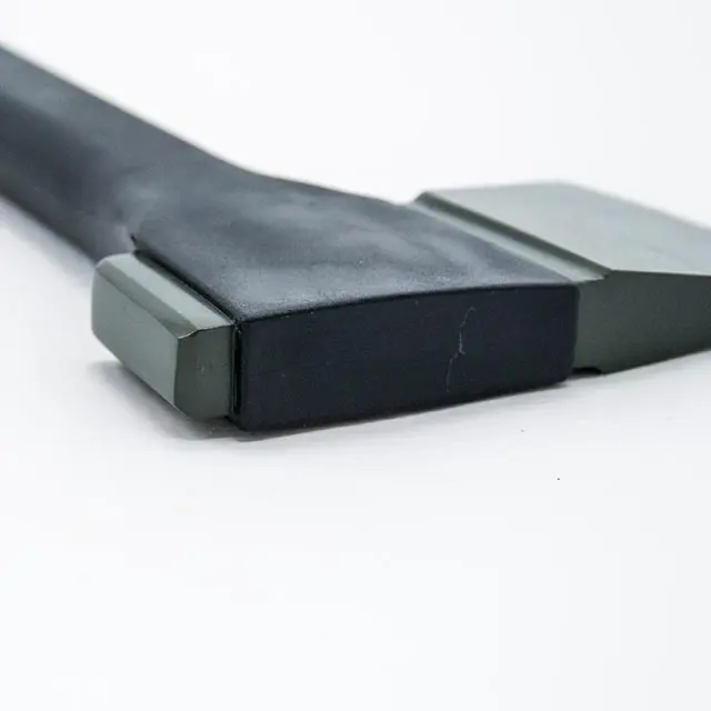 Sekera nylonová štípací | 1530 g / 720 mm