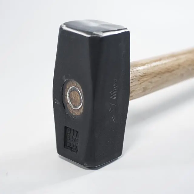 Palice - dřevěná násada GS TUV | 6000 g