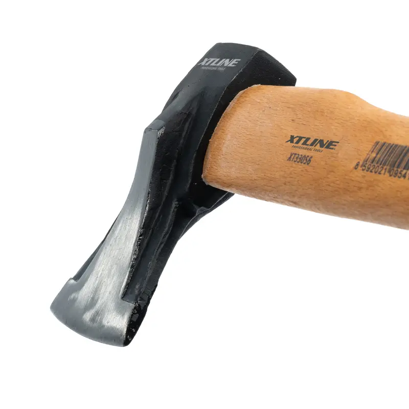 Sekera s klínem - dřevěná násada | 1000 g