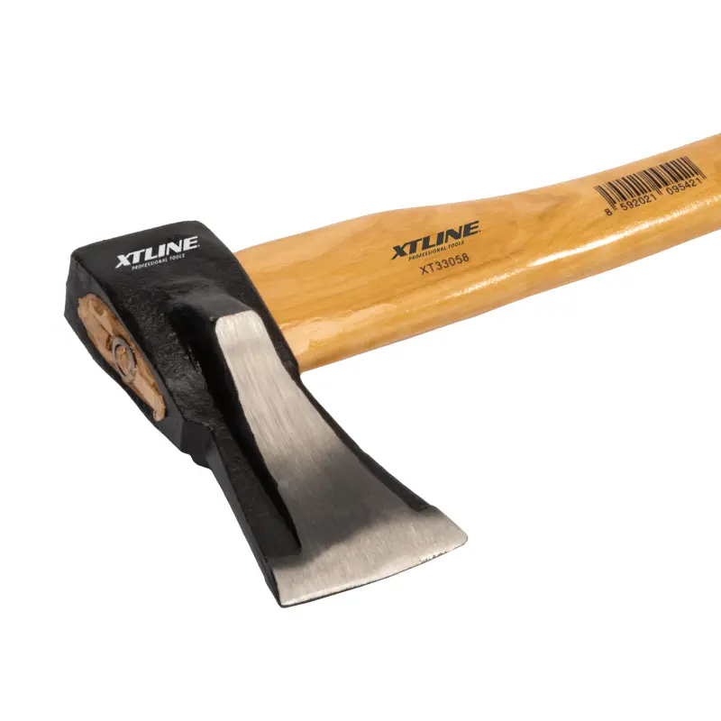Sekera s klínem - dřevěná násada | 2000 g