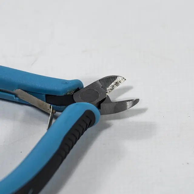 Kleště štípací boční soft-grip 125 mm