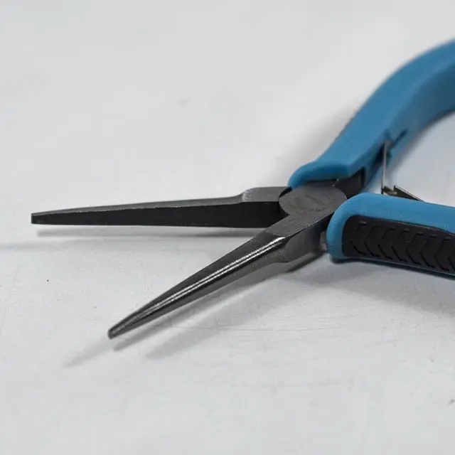 Kleště ploché prodloužené 125 mm