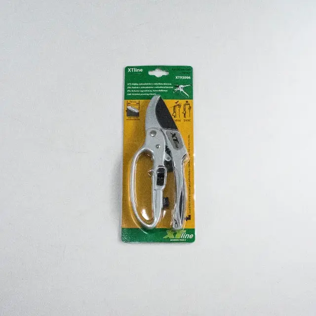 Nůžky zahradnické s rohatkou kovové SK5 205 mm 3130-3 Winland