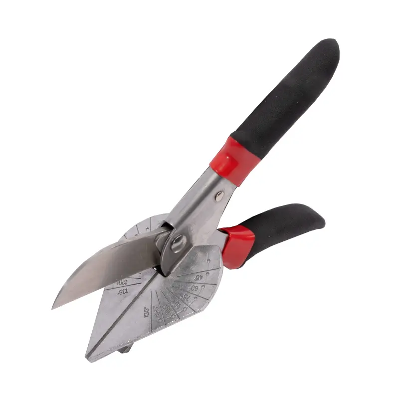 Nůžky na PVC lišty