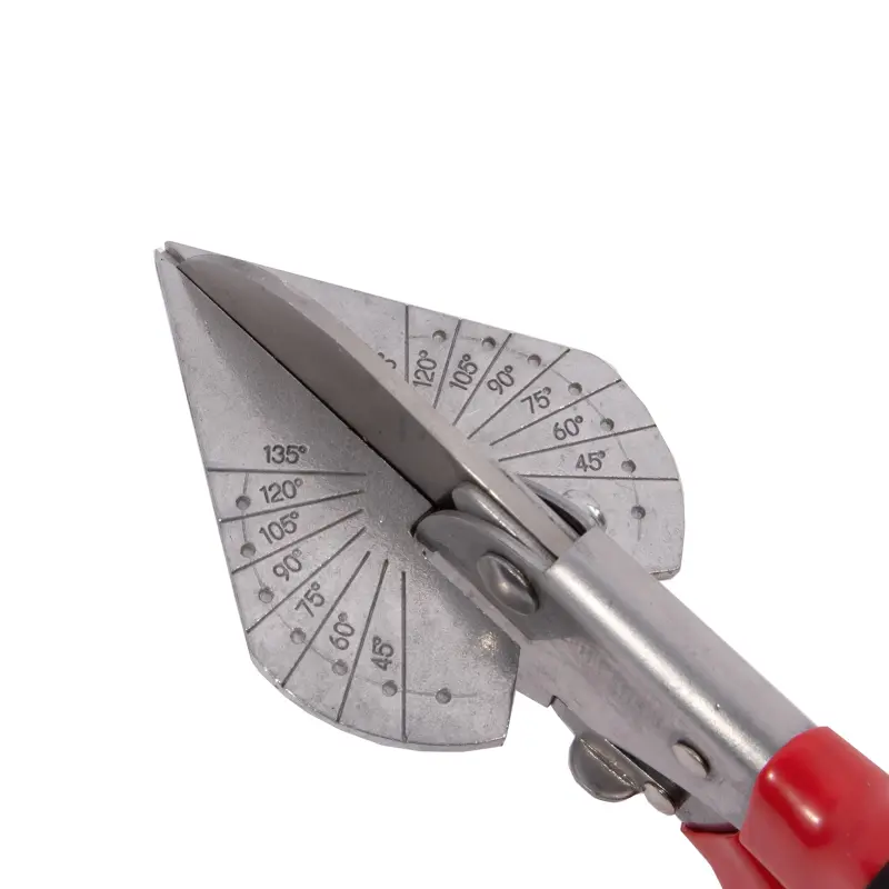 Nůžky na PVC lišty